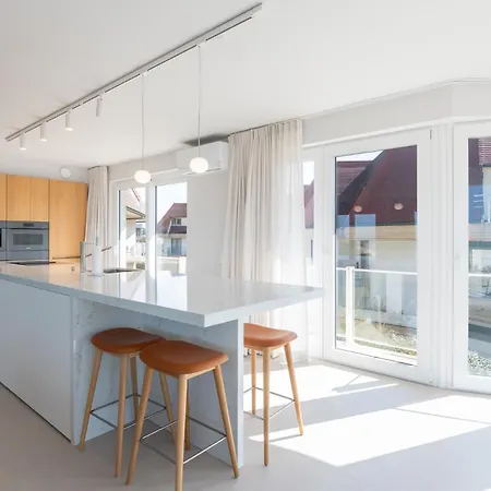 Luxurious Sea View For 10 With Parking * Koksijde