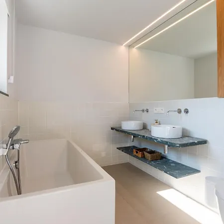 Luxurious Sea View For 10 With Parking *
